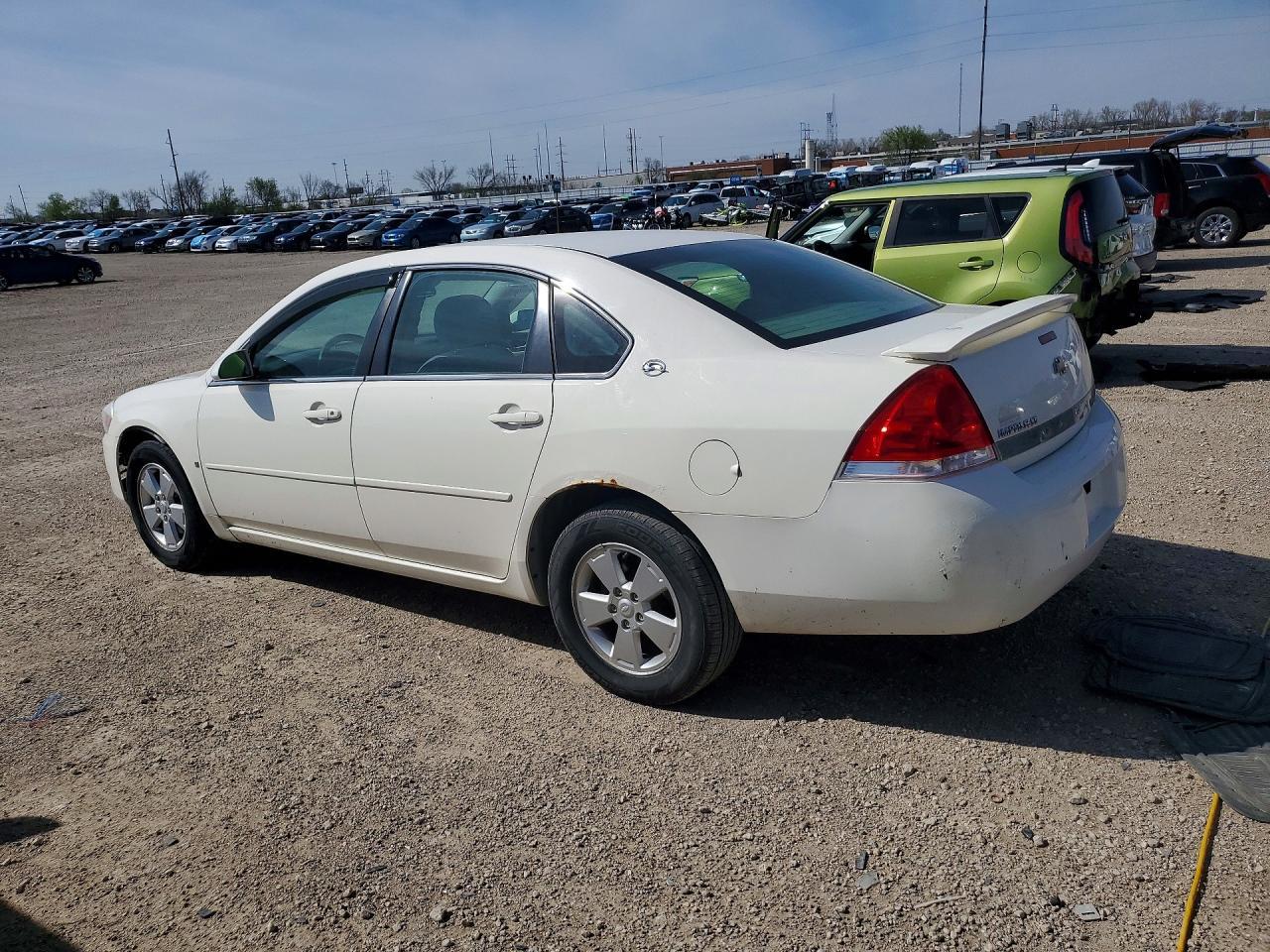 2007 Chevrolet Impala Lt - Image 2