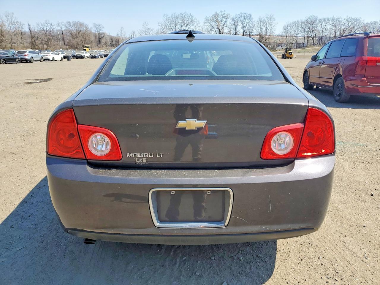2012 Chevrolet Malibu - Image 6