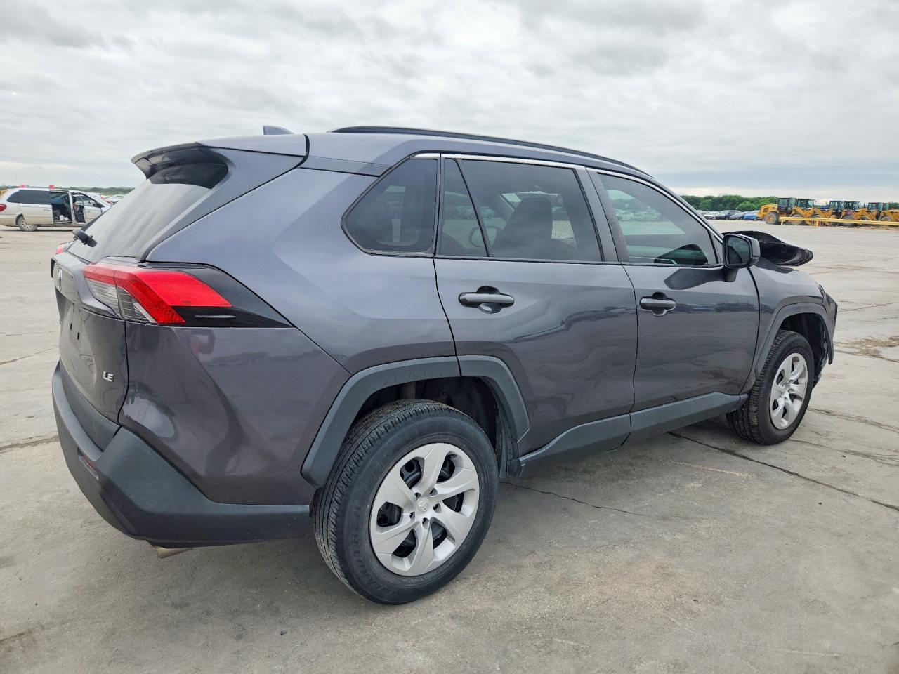 2020 Toyota Rav4 Le - Image 3