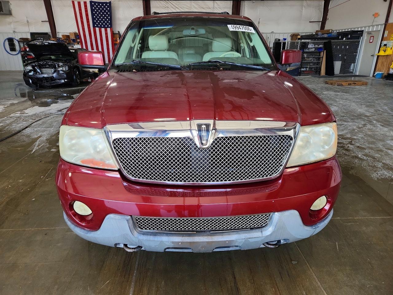 2004 Lincoln Navigator - Фото 5