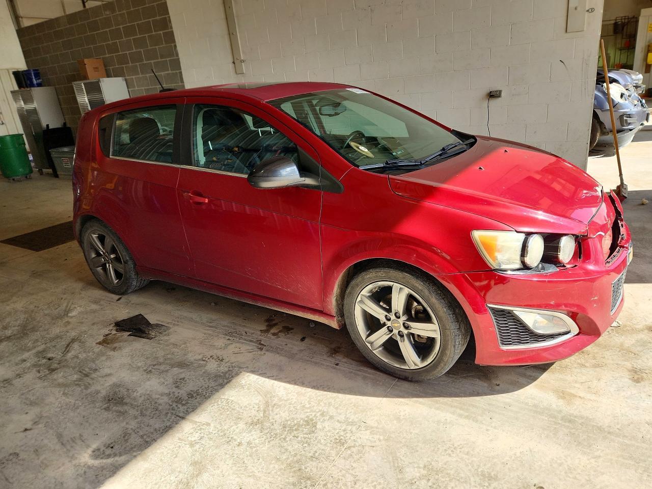 2015 Chevrolet Sonic Rs - Фото 4