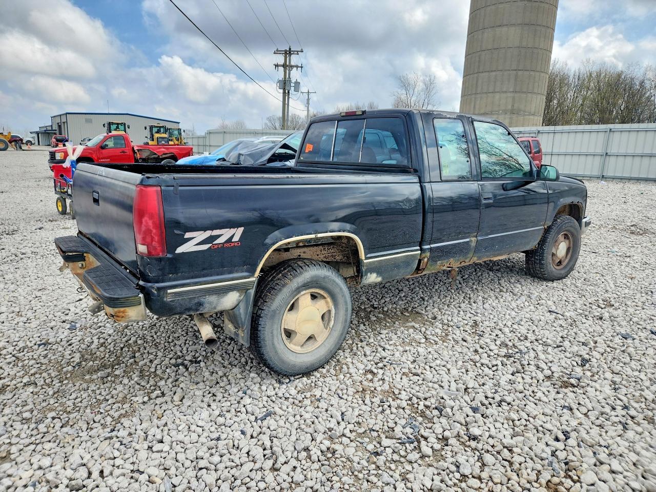 1998 GMC Sierra K1500 - Фото 3