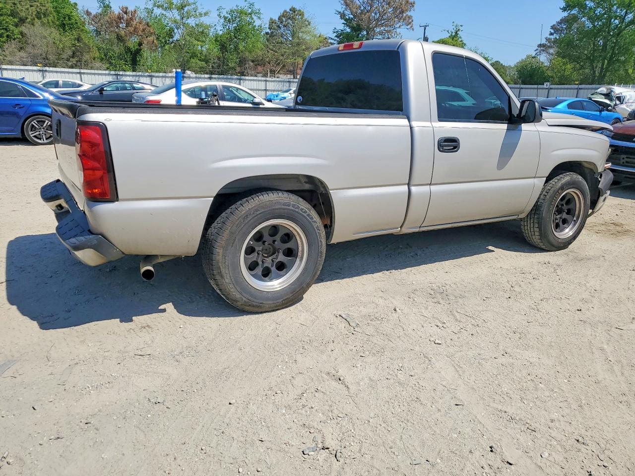 2007 Chevrolet Silverado C1500 Classic - Фото 3