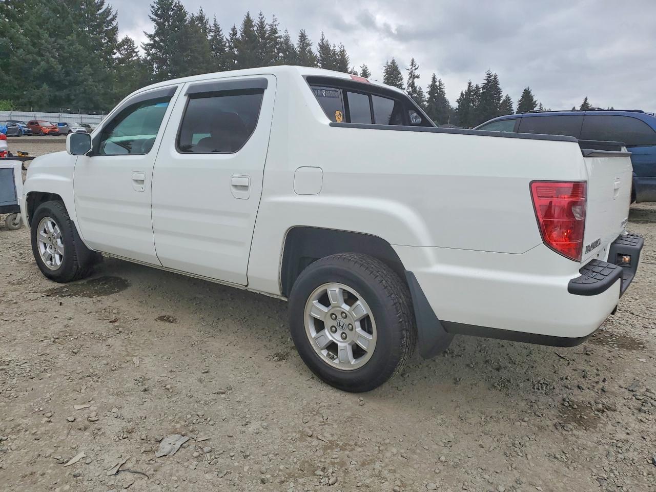 2009 Honda Ridgeline Rts - Image 2