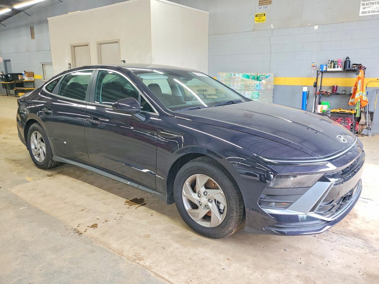 2025 Hyundai Sonata Se - Image 4