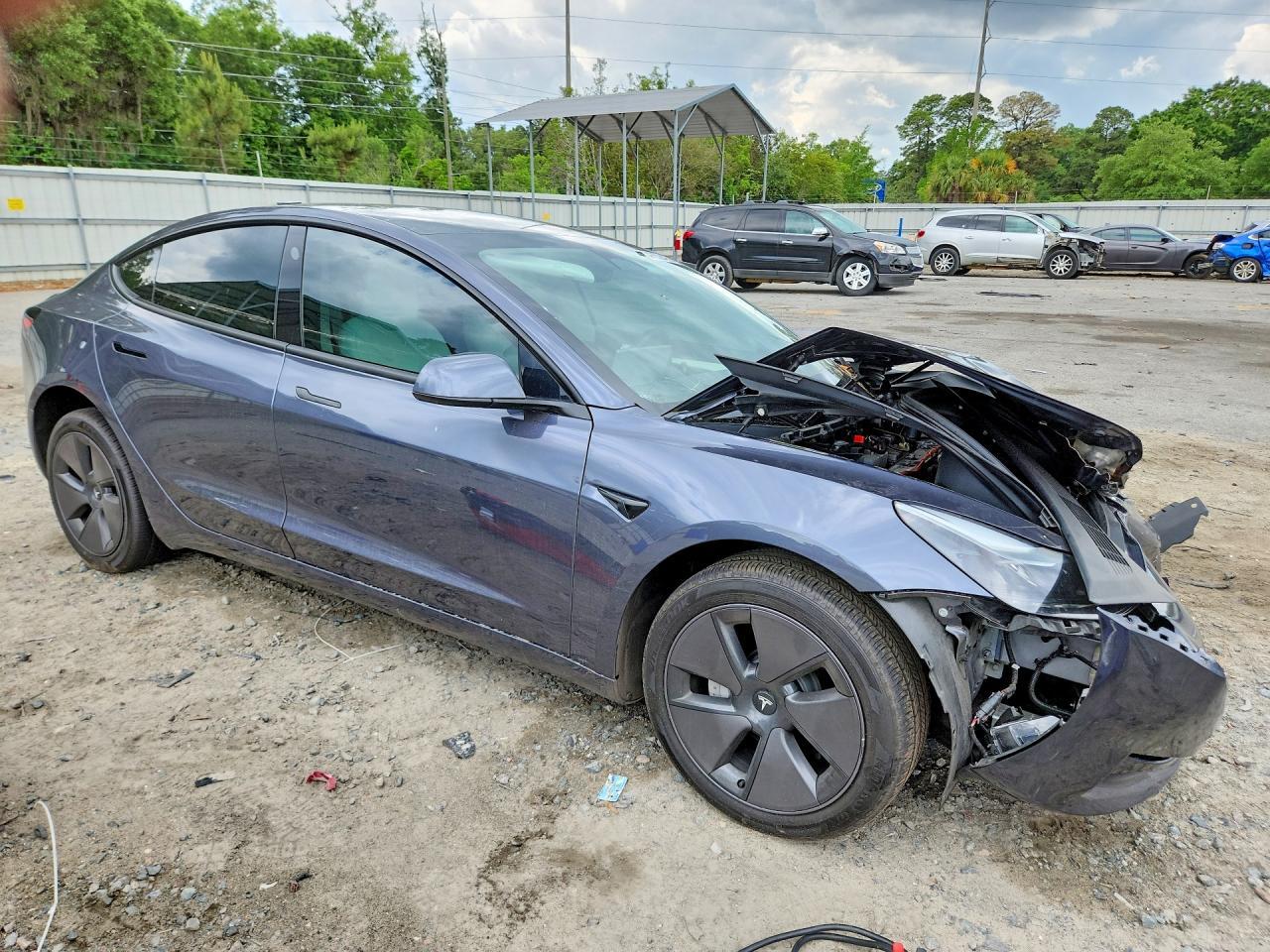 2023 Tesla Model 3 - Фото 4