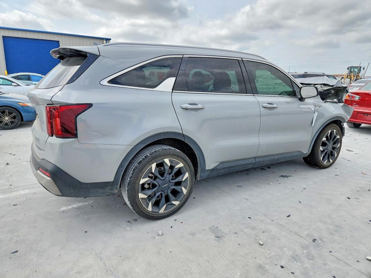 2024 Kia Sorento Sx - Image 3