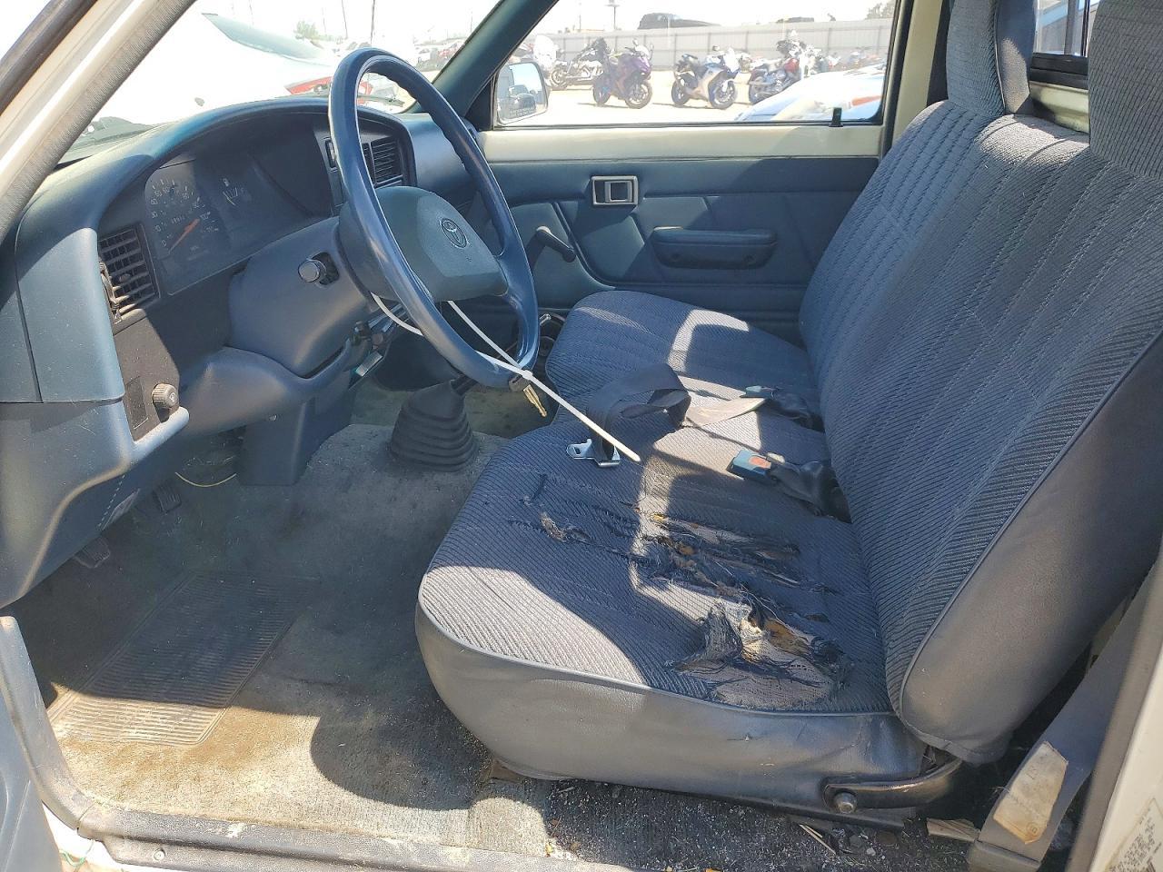 1992 Toyota Pickup Base - Фото 7