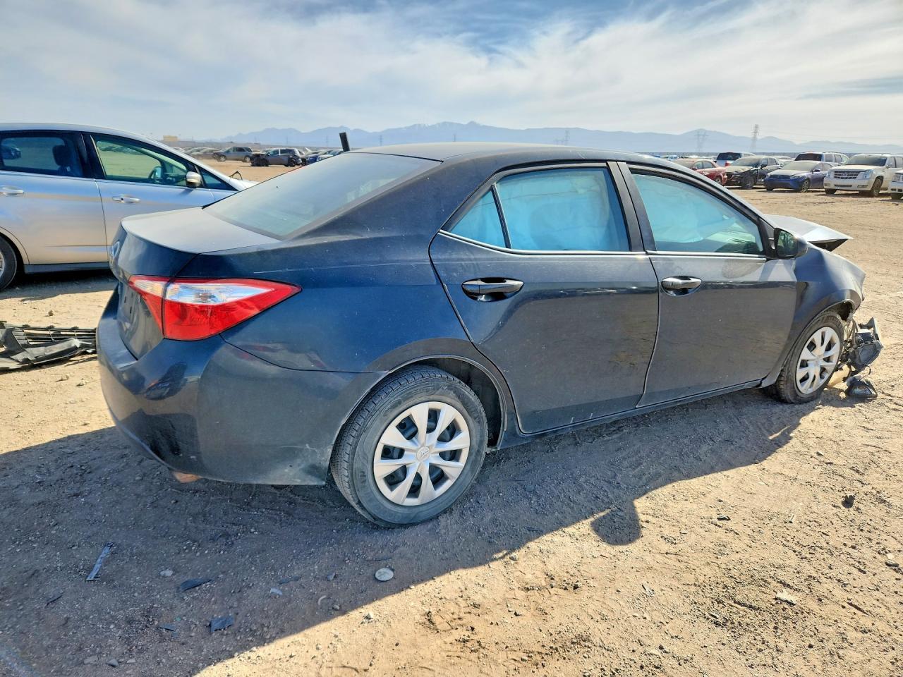 2014 Toyota Corolla L - Фото 3