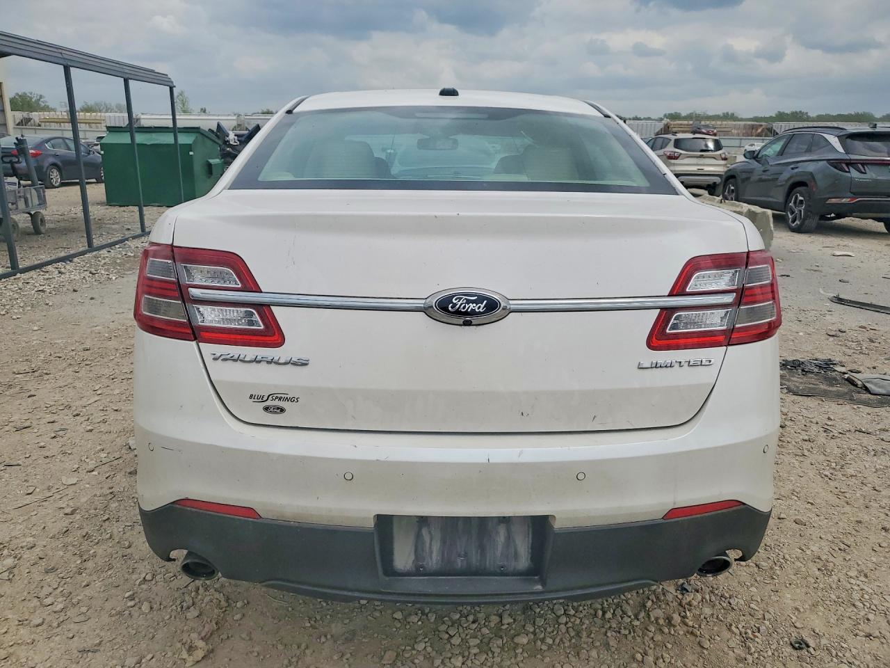 2019 Ford Taurus Limited - Фото 6