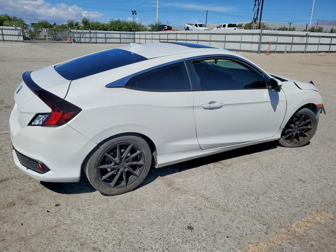 2019 Honda Civic Ex - Image 3