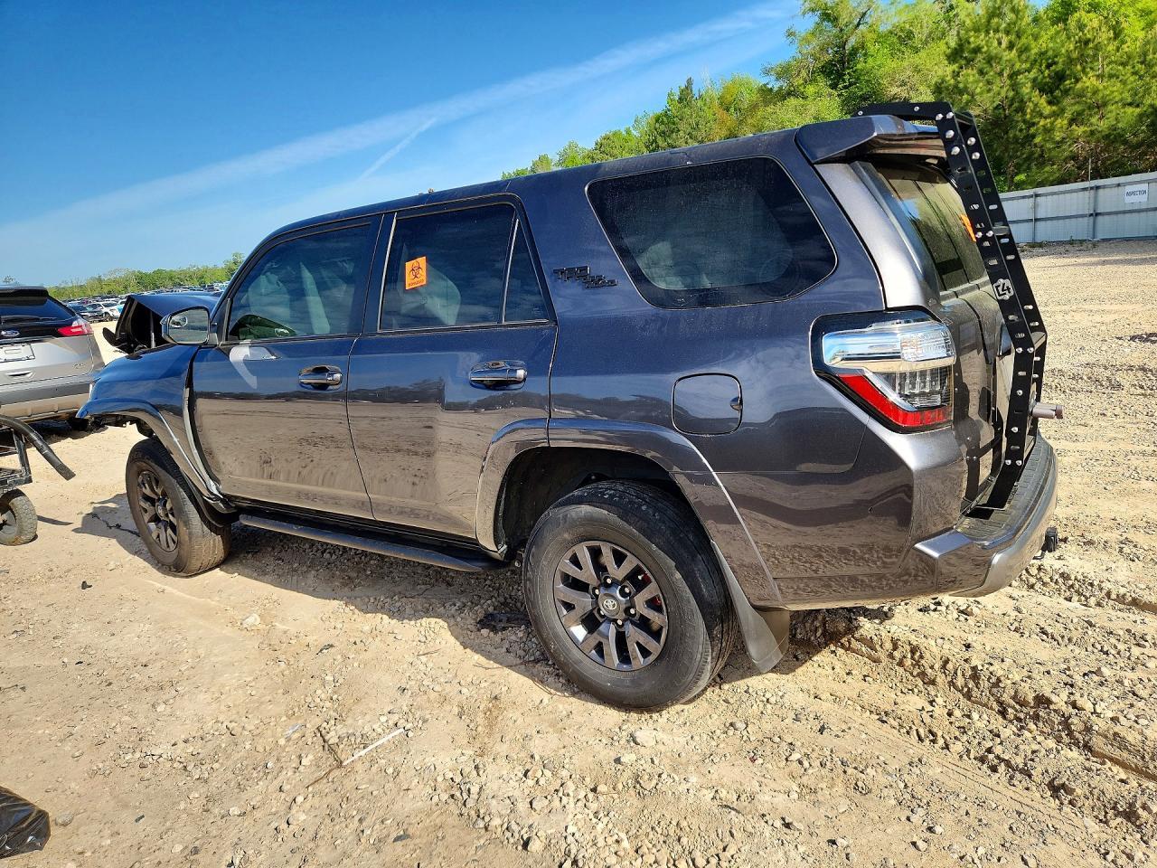 2022 Toyota 4Runner Trd Off-Road - Image 2