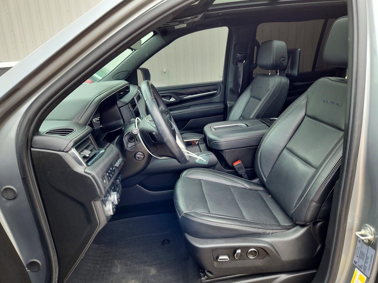 2024 GMC Yukon Denali - Фото 7