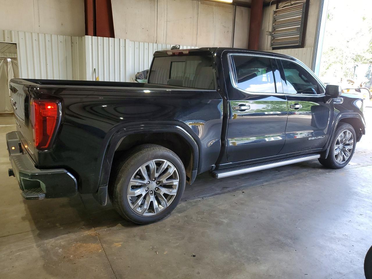 2025 GMC Sierra K1500 Denali - Image 3