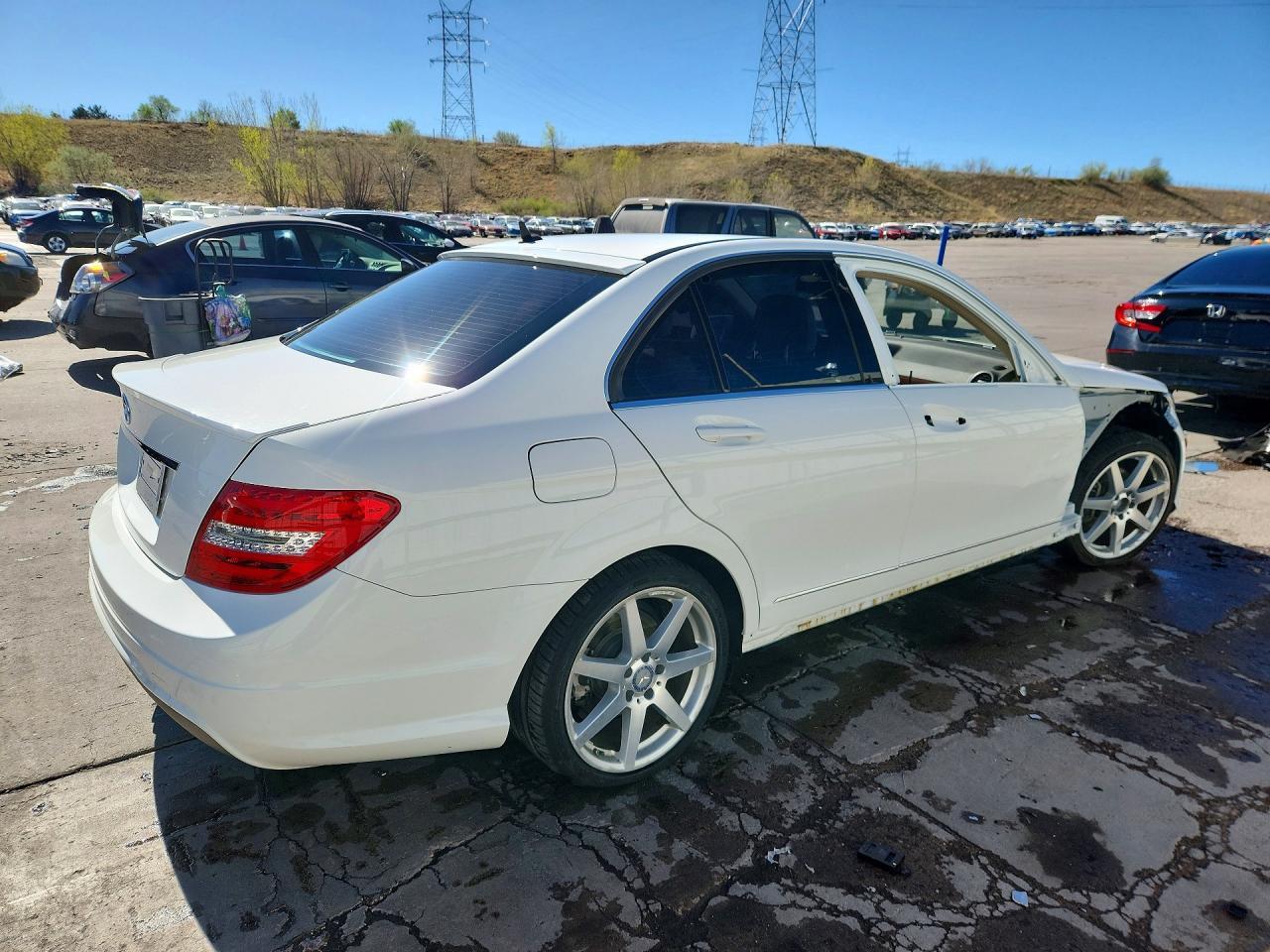 2014 Mercedes-Benz C 250 - Фото 3