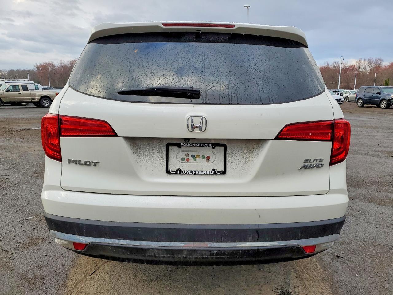 2016 Honda Pilot Elite - Фото 6