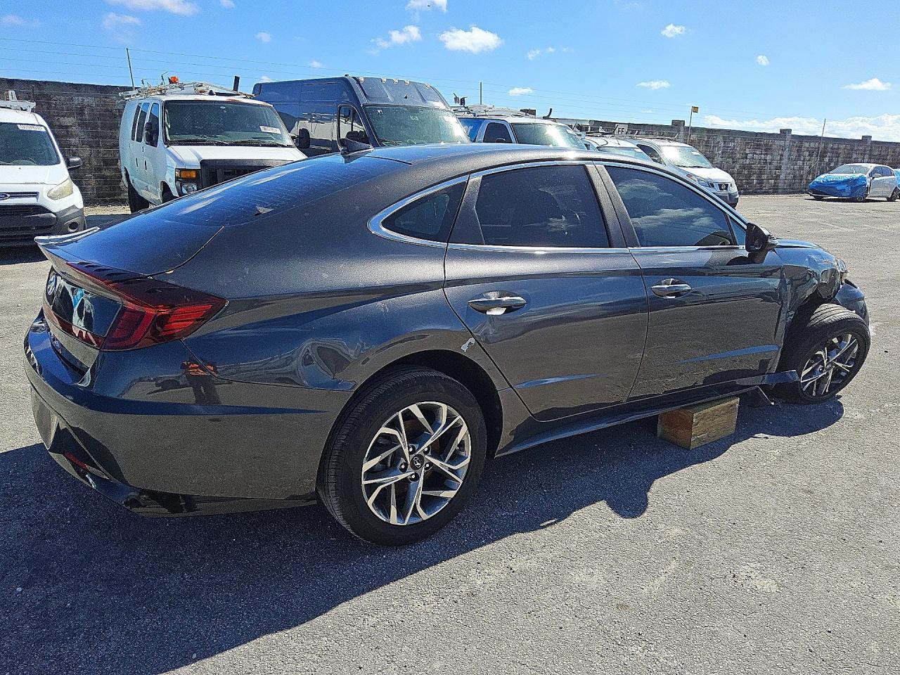 2020 Hyundai Sonata Sel - Фото 3