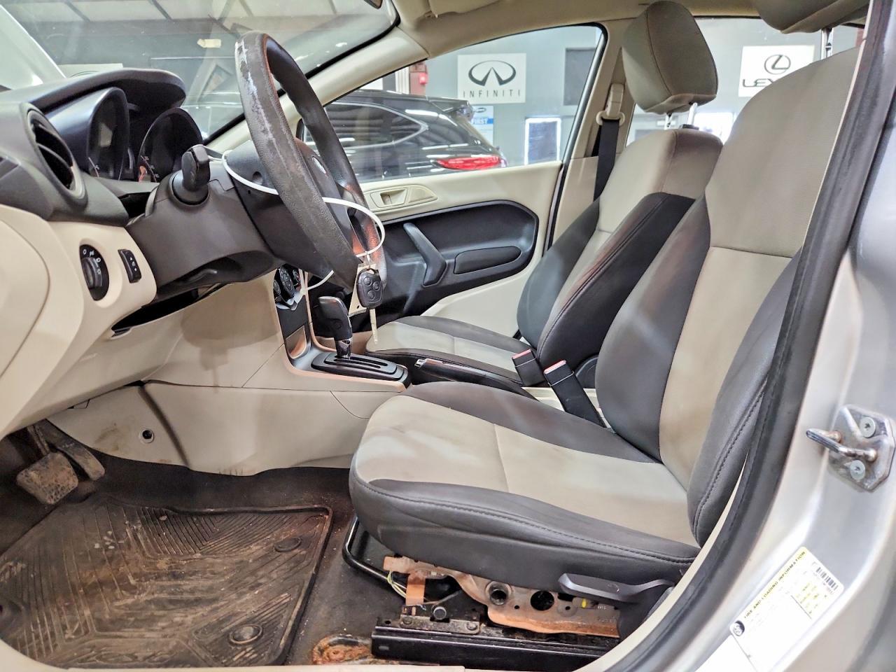 2013 Ford Fiesta S - Фото 7
