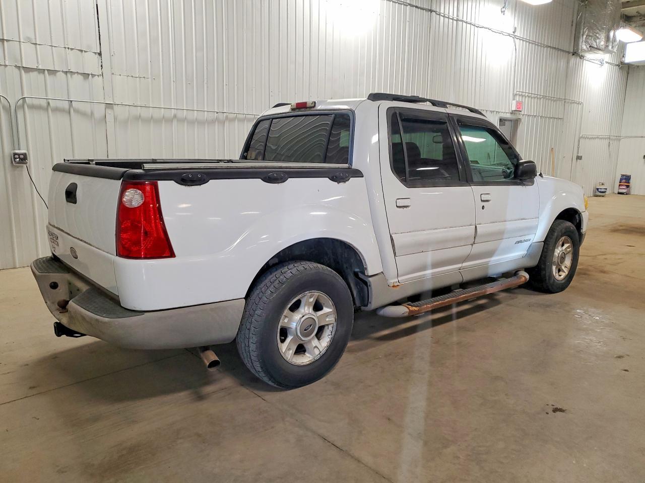 2002 Ford Explorer Sport Trac - Фото 3