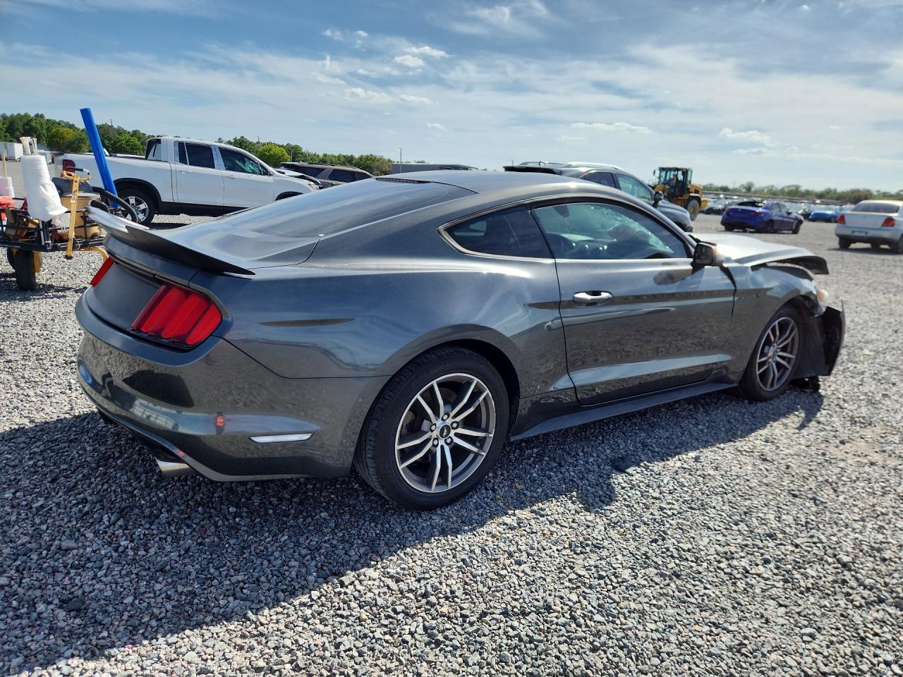 2016 Ford Mustang - Фото 3