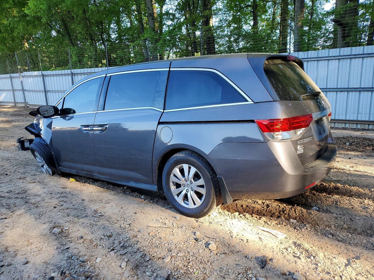 2016 Honda Odyssey Exl - Image 2