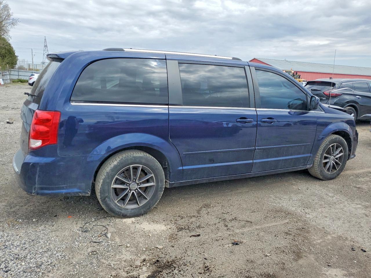 2017 Dodge Grand Caravan Se - Фото 3