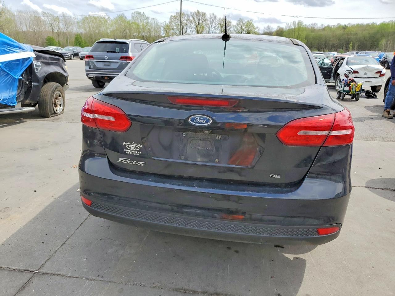 2017 Ford Focus Se - Фото 6