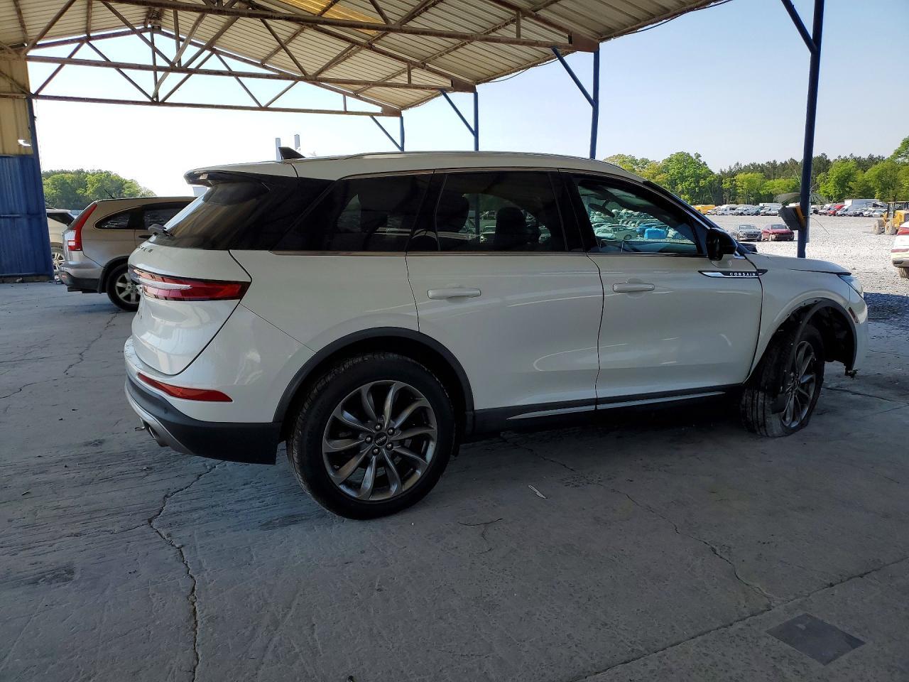 2021 Lincoln Corsair - Фото 3