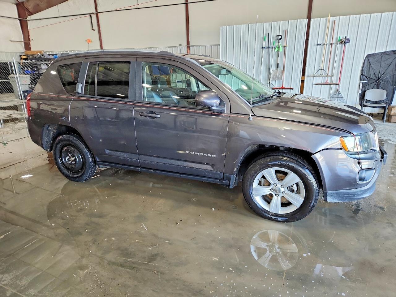 2016 Jeep Compass Latitude - Фото 4