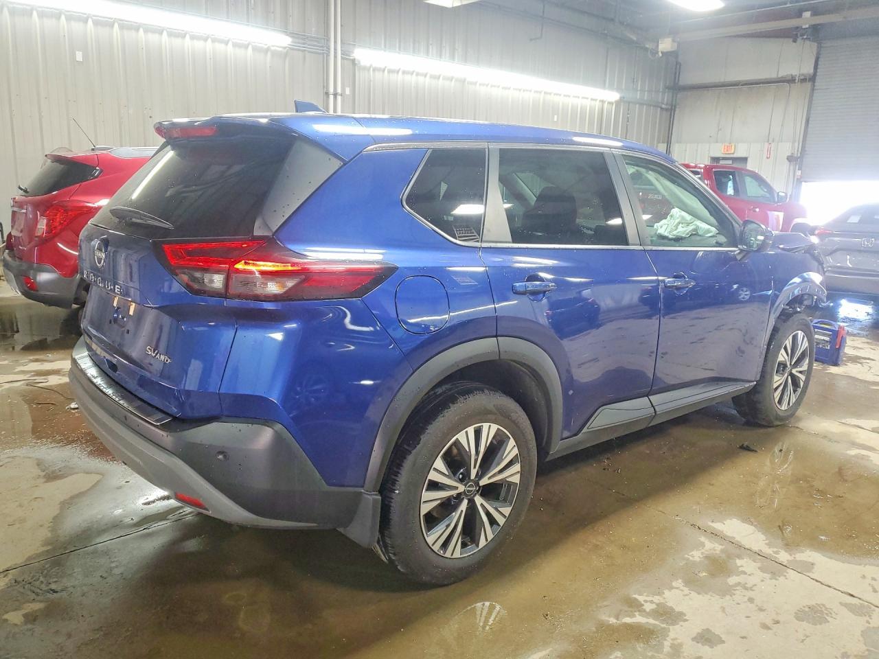 2022 Nissan Rogue Sv - Фото 3