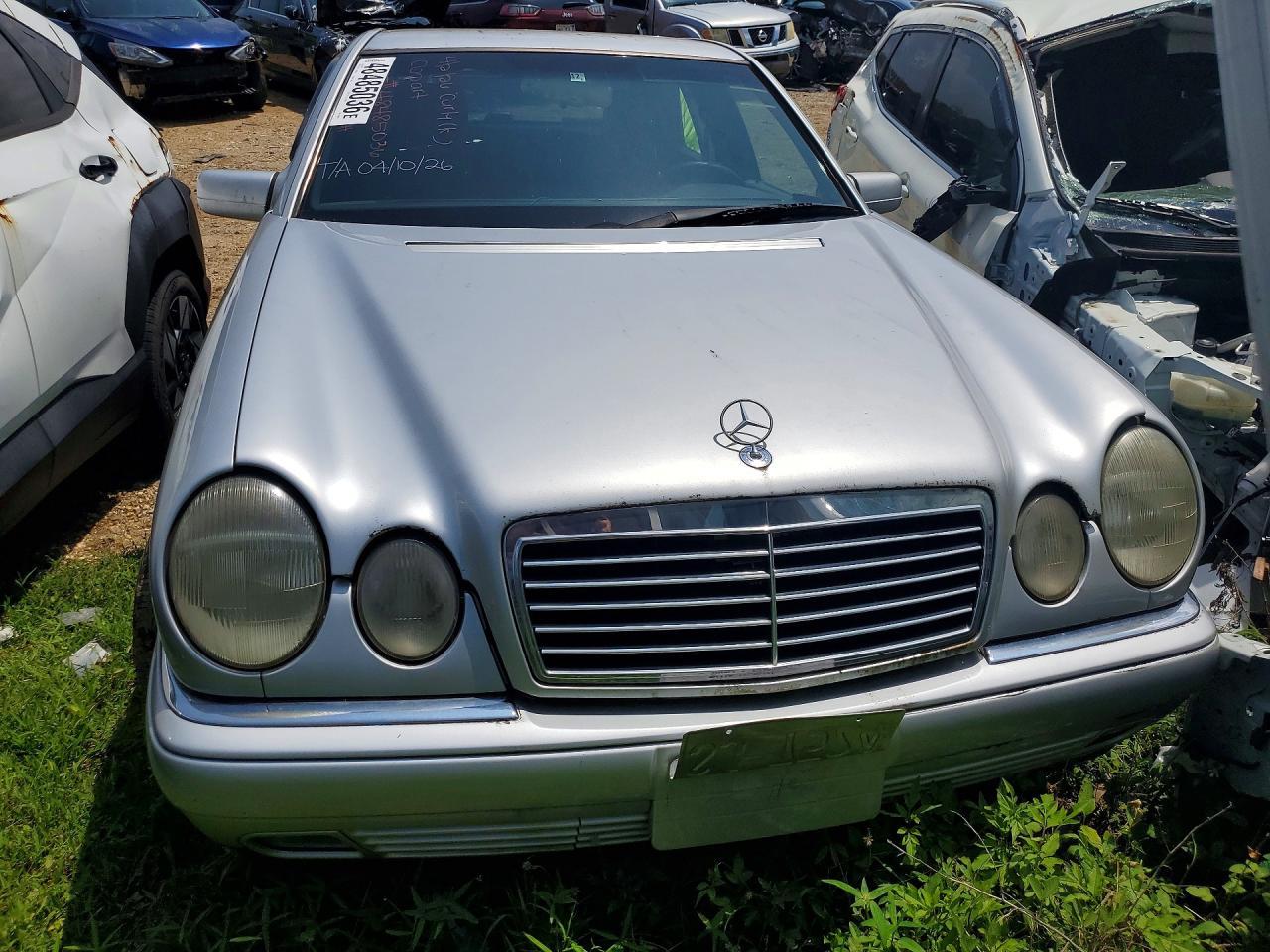 1996 Mercedes Benz E-Class E320 - Image 5