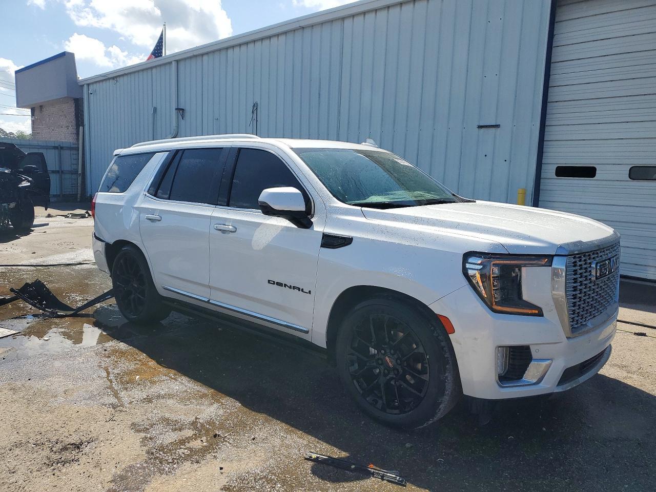 2023 GMC Yukon Denali - Фото 4