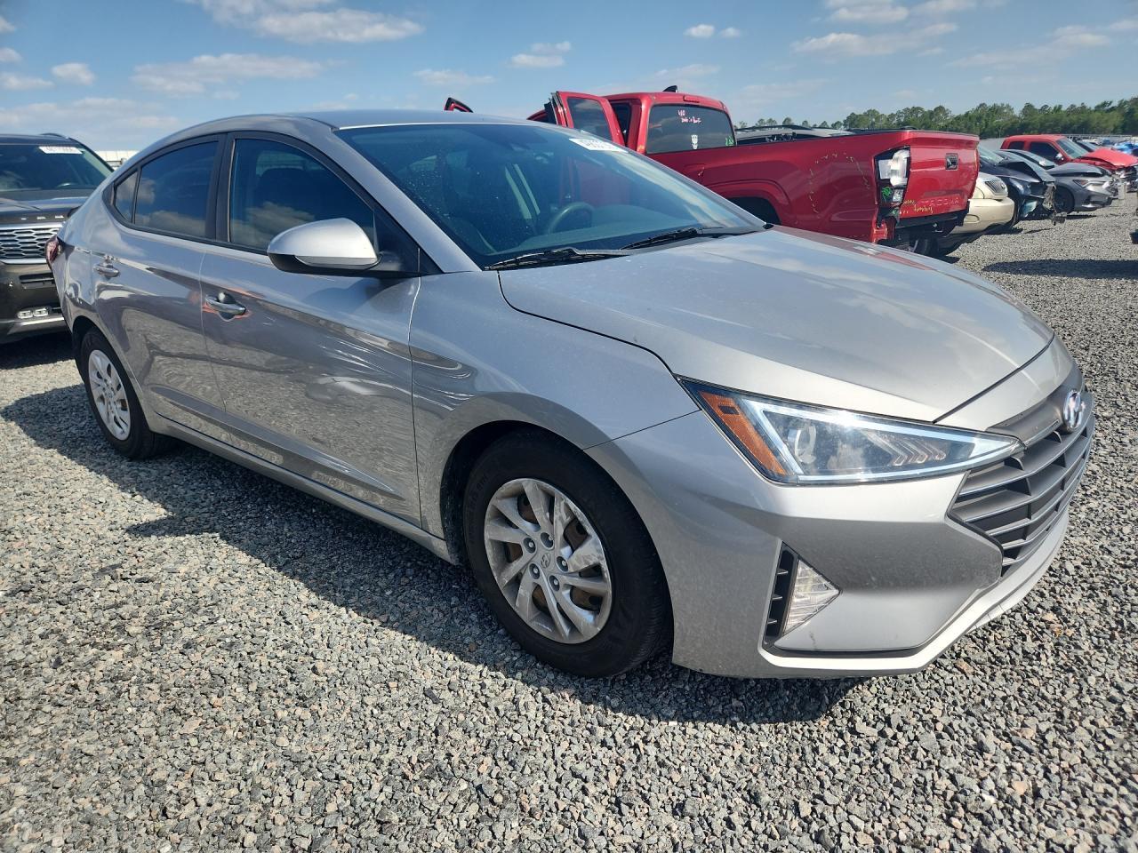 2020 Hyundai Elantra Se - Фото 4