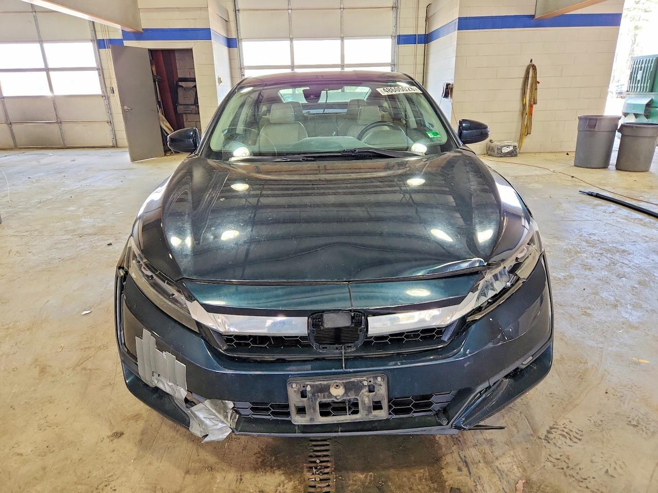 2018 Honda Clarity Touring - Image 5