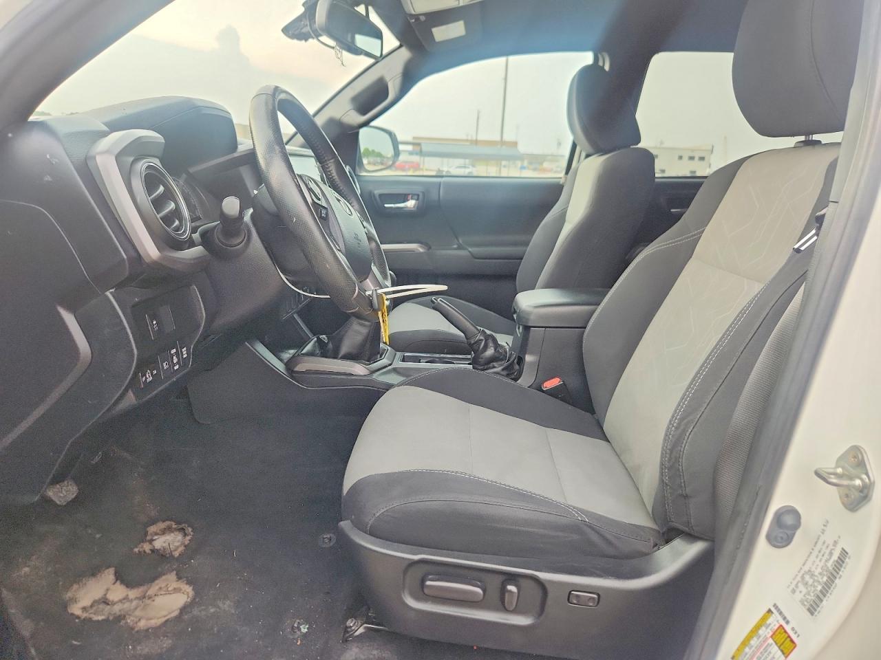 2020 Toyota Tacoma Trd Off-Road - Image 7
