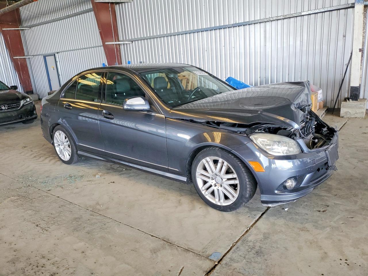 2009 Mercedes-Benz C 300 - Image 4