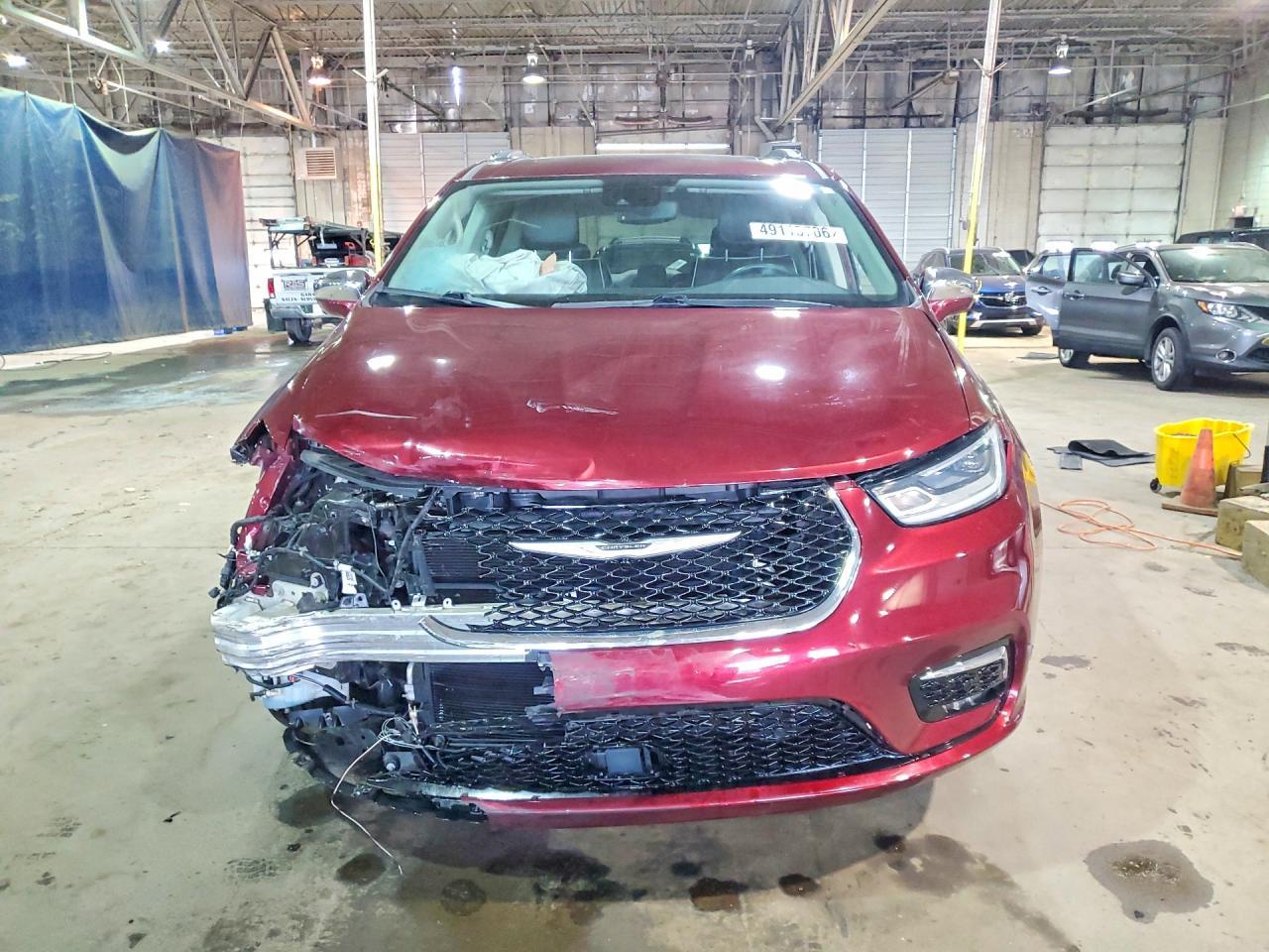 2021 Chrysler Pacifica Limited - Фото 5