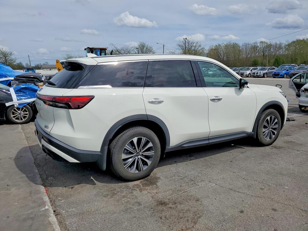 2023 Infiniti Qx60 Pure - Image 3