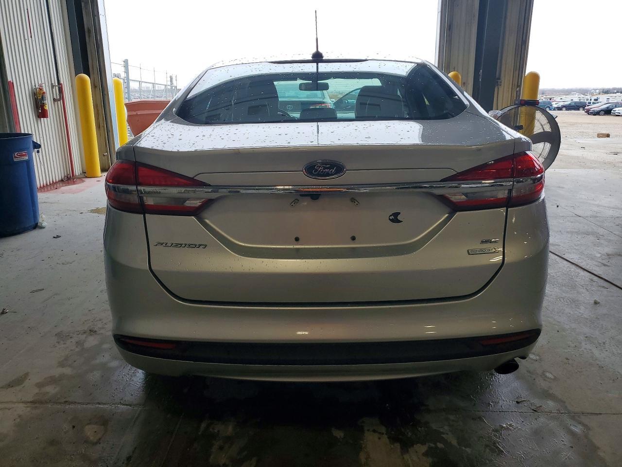 2017 Ford Fusion Se - Фото 6