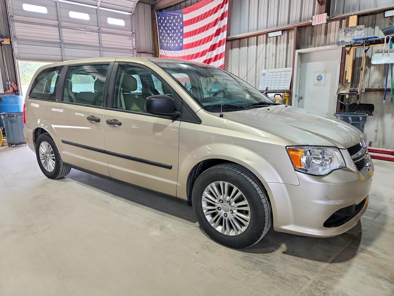 2015 Dodge Grand Caravan Se - Image 4