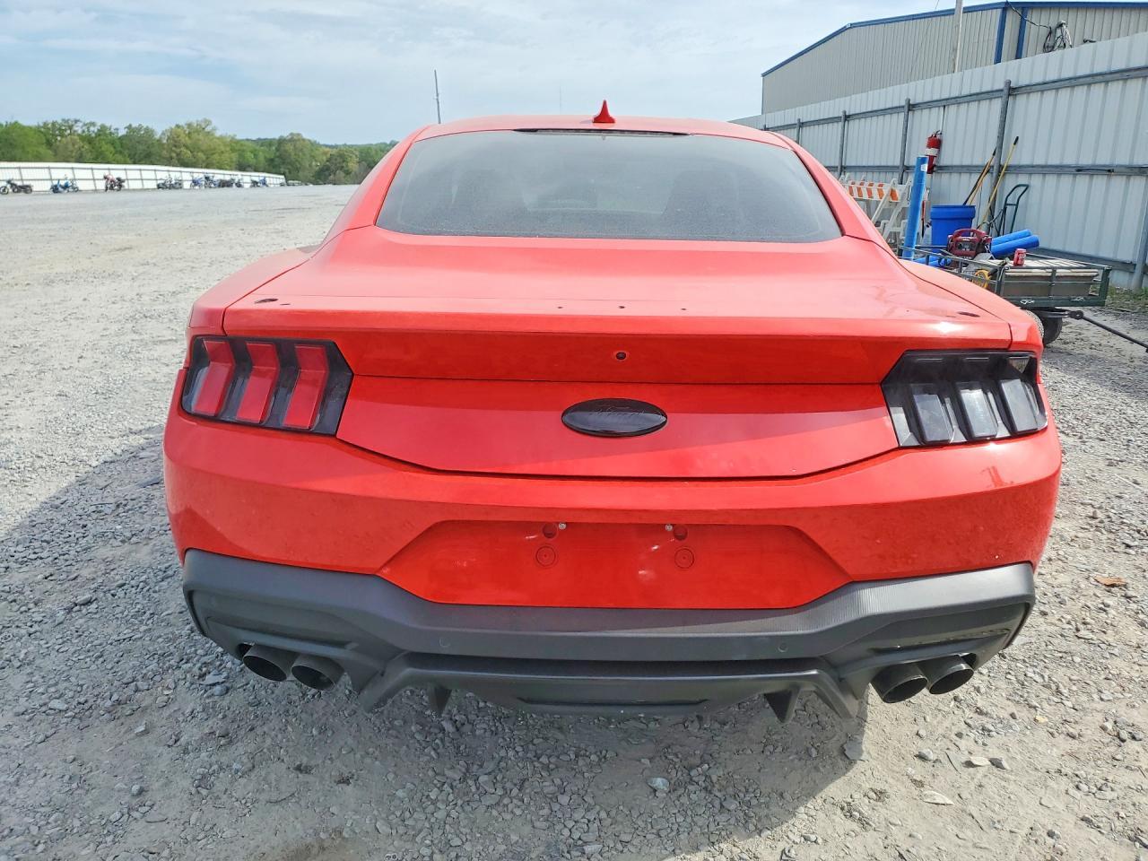 2024 Ford Mustang Gt - Фото 6