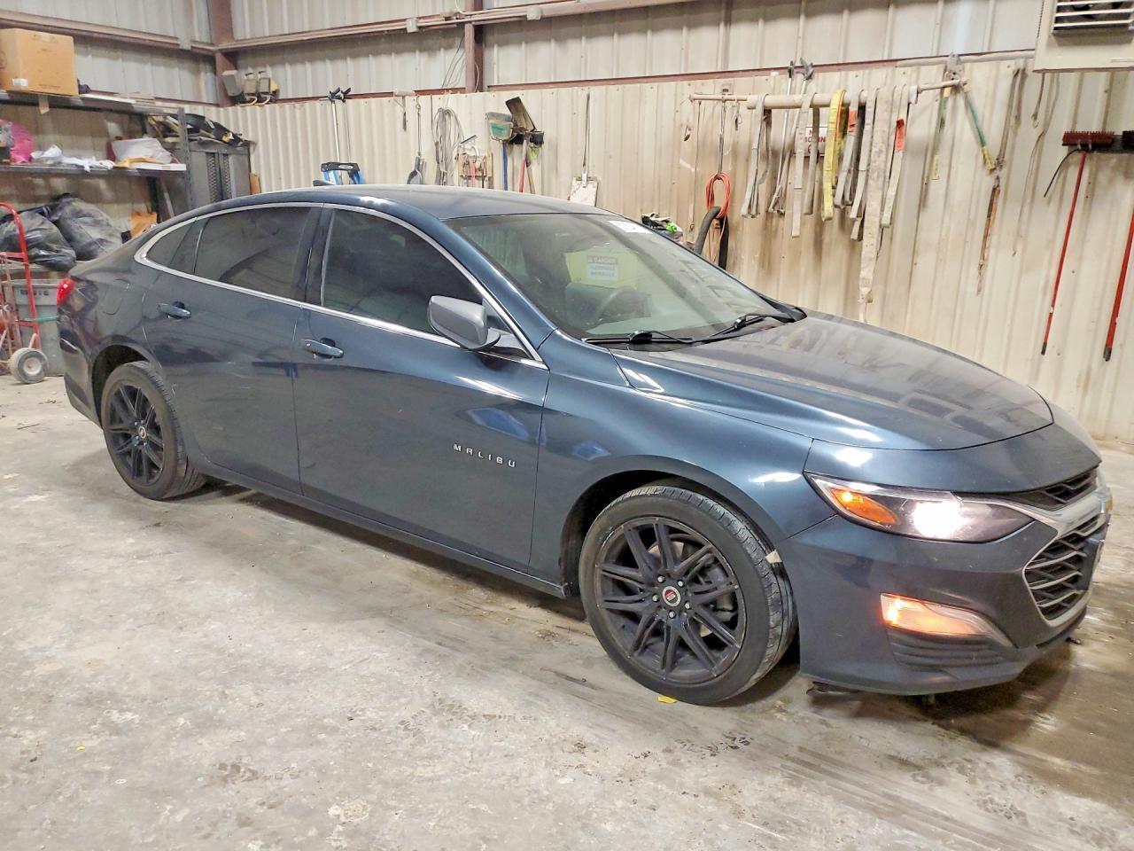 2020 Chevrolet Malibu Ls - Фото 4