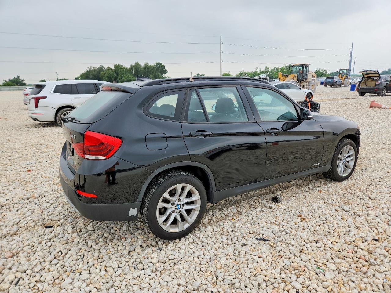 2015 BMW X1 xDrive28I - Фото 3
