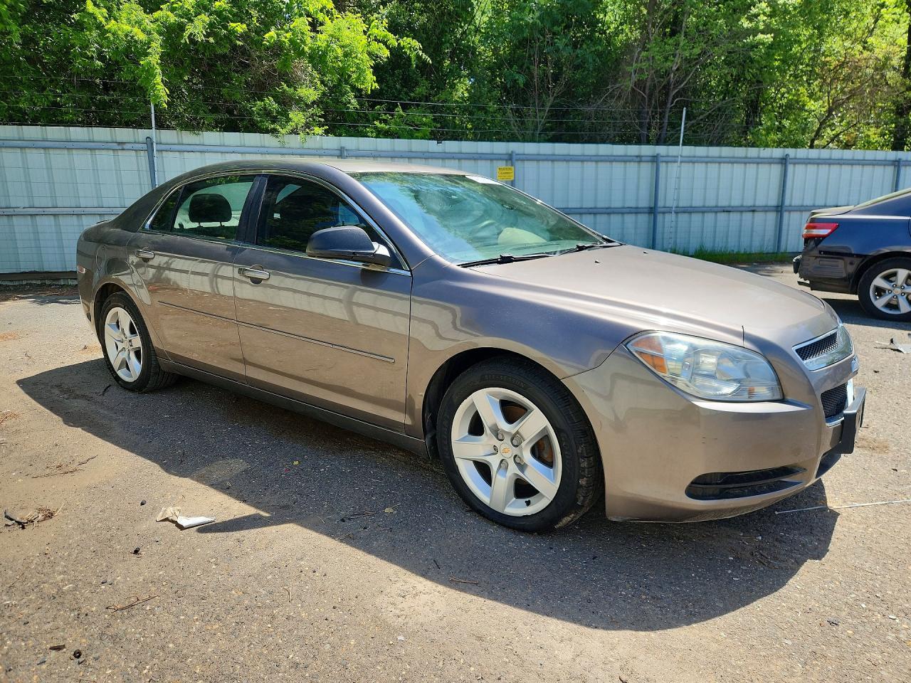 2011 Chevrolet Malibu Ls - Фото 4