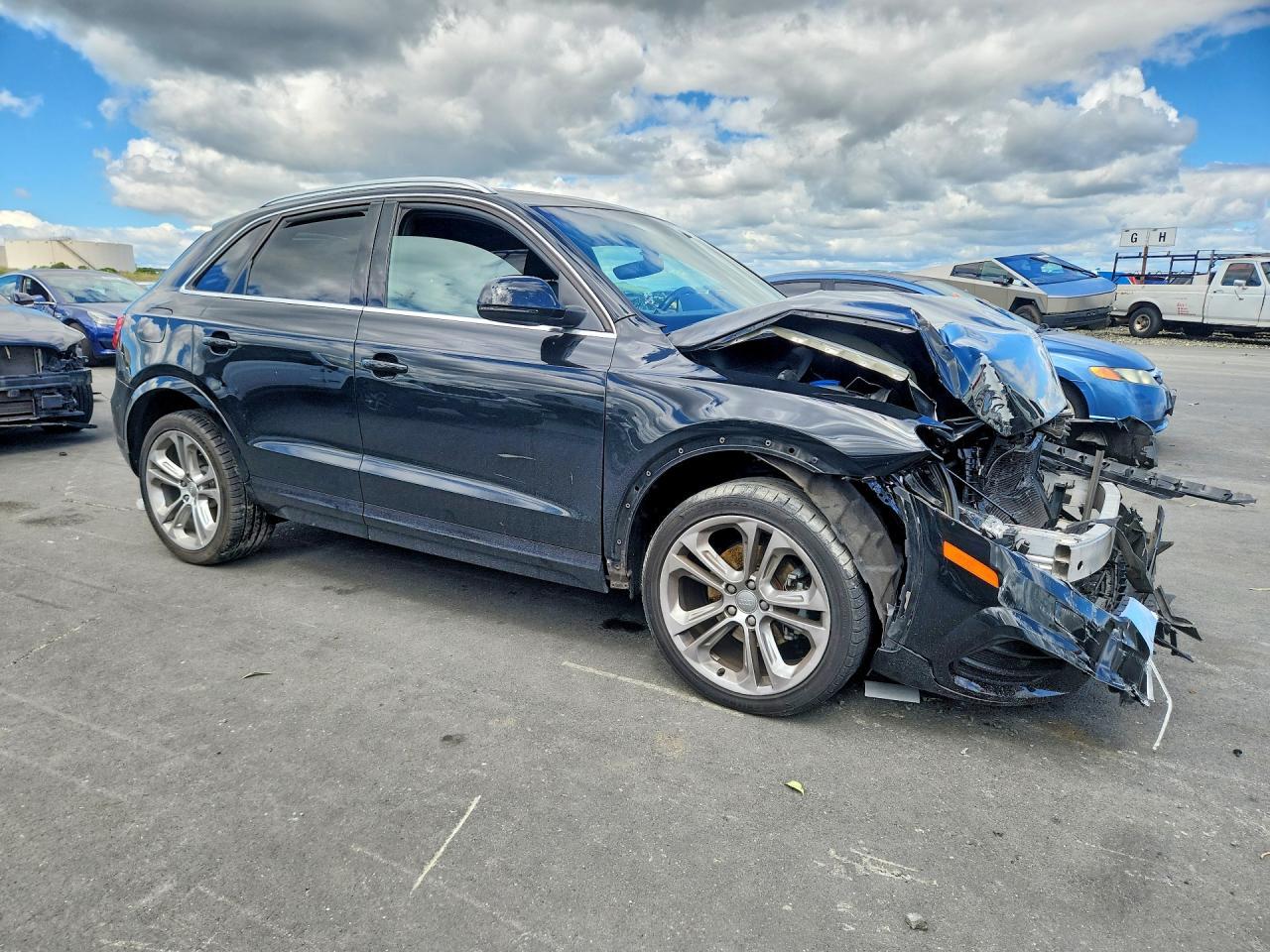 2017 Audi Q3 Premium Plus - Фото 4