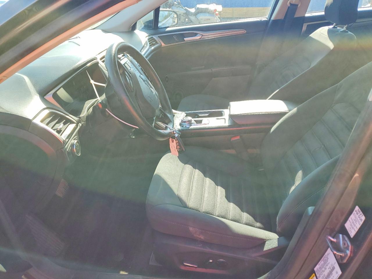 2017 Ford Fusion Se - Фото 7