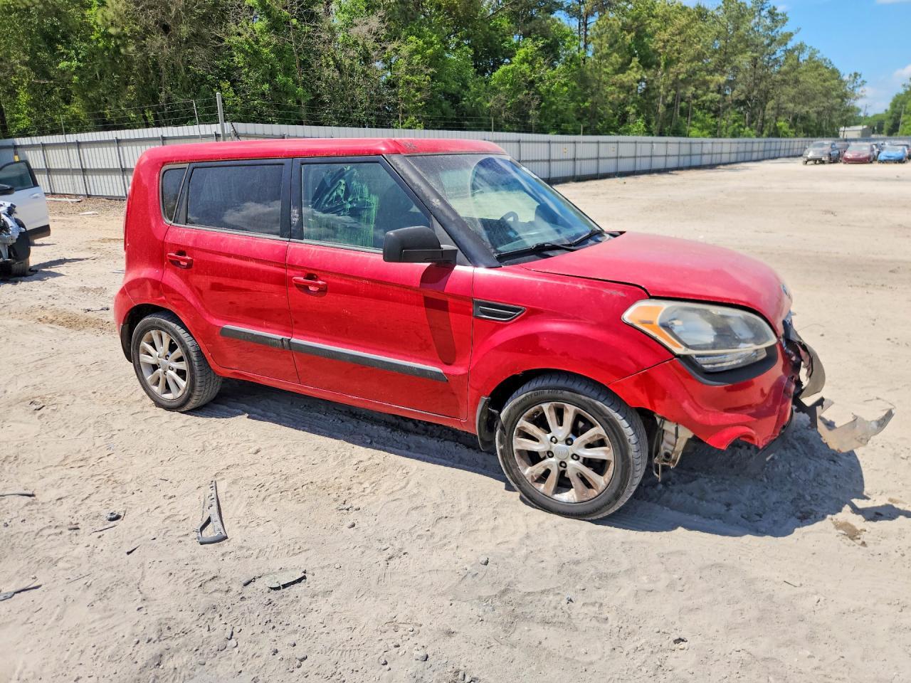 2013 Kia Soul + - Image 4