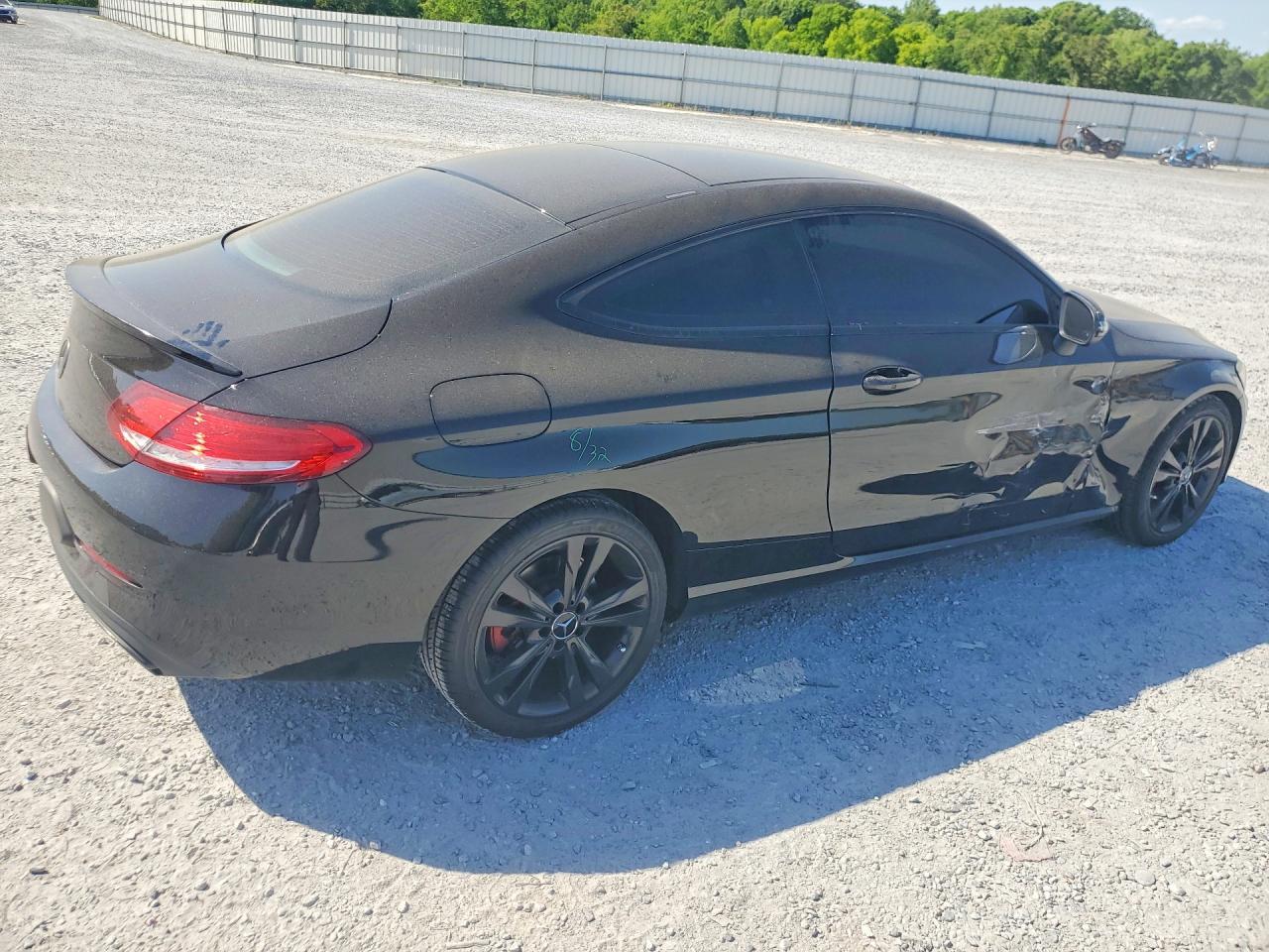 2017 Mercedes-Benz C 300 4Matic - Image 3