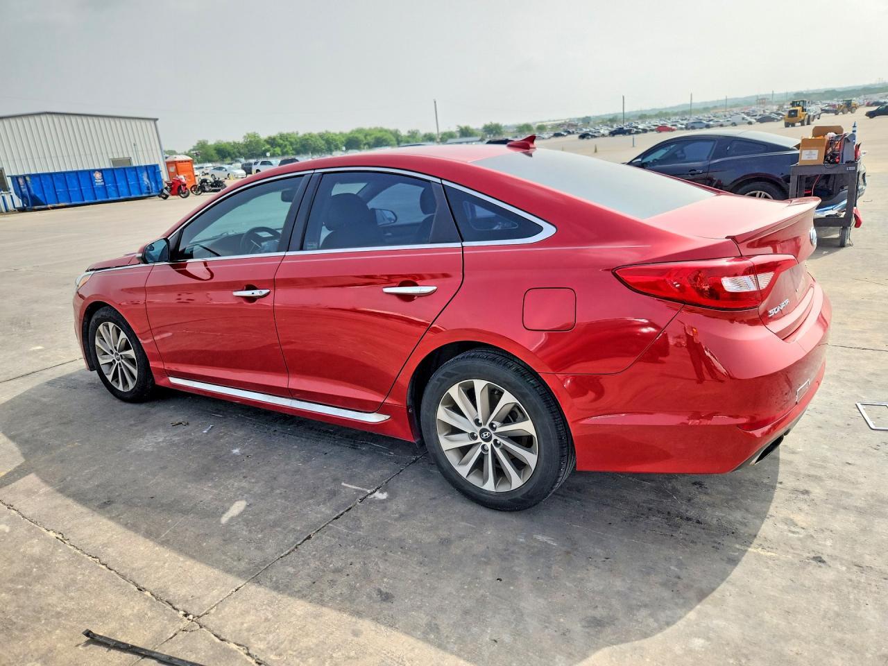 2017 Hyundai Sonata Sport - Фото 2