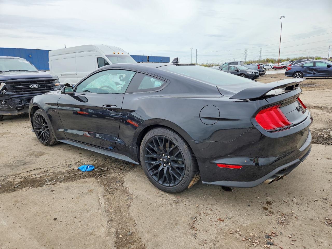 2022 Ford Mustang Gt - Image 2